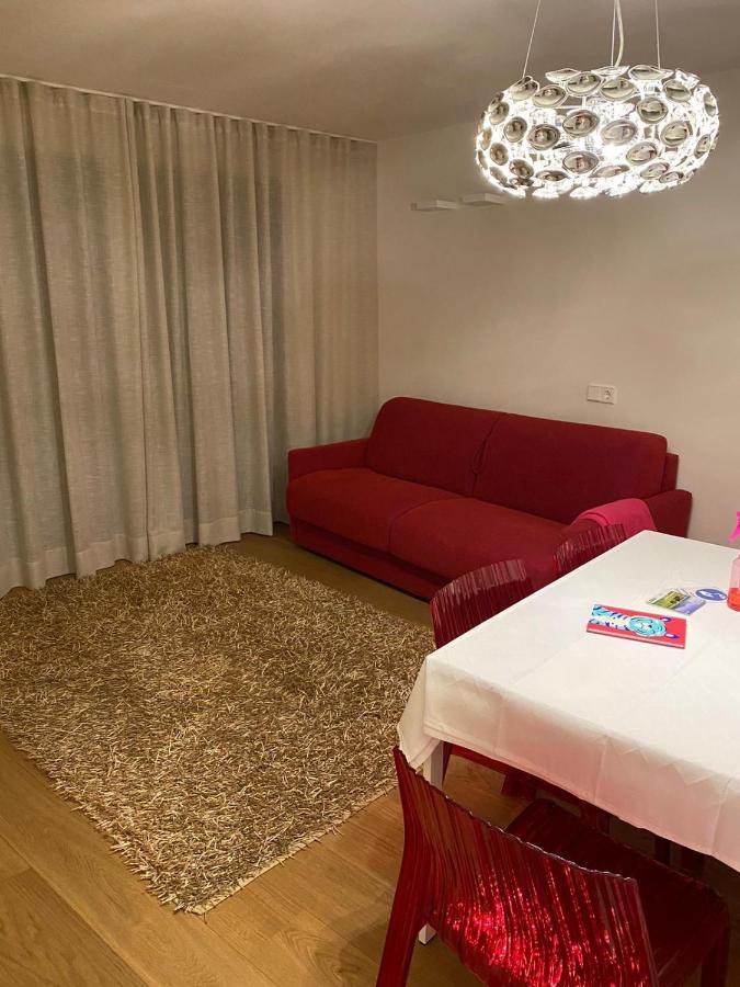 Casa Sciliar Centro Paese Pink Appartement Fiè Buitenkant foto